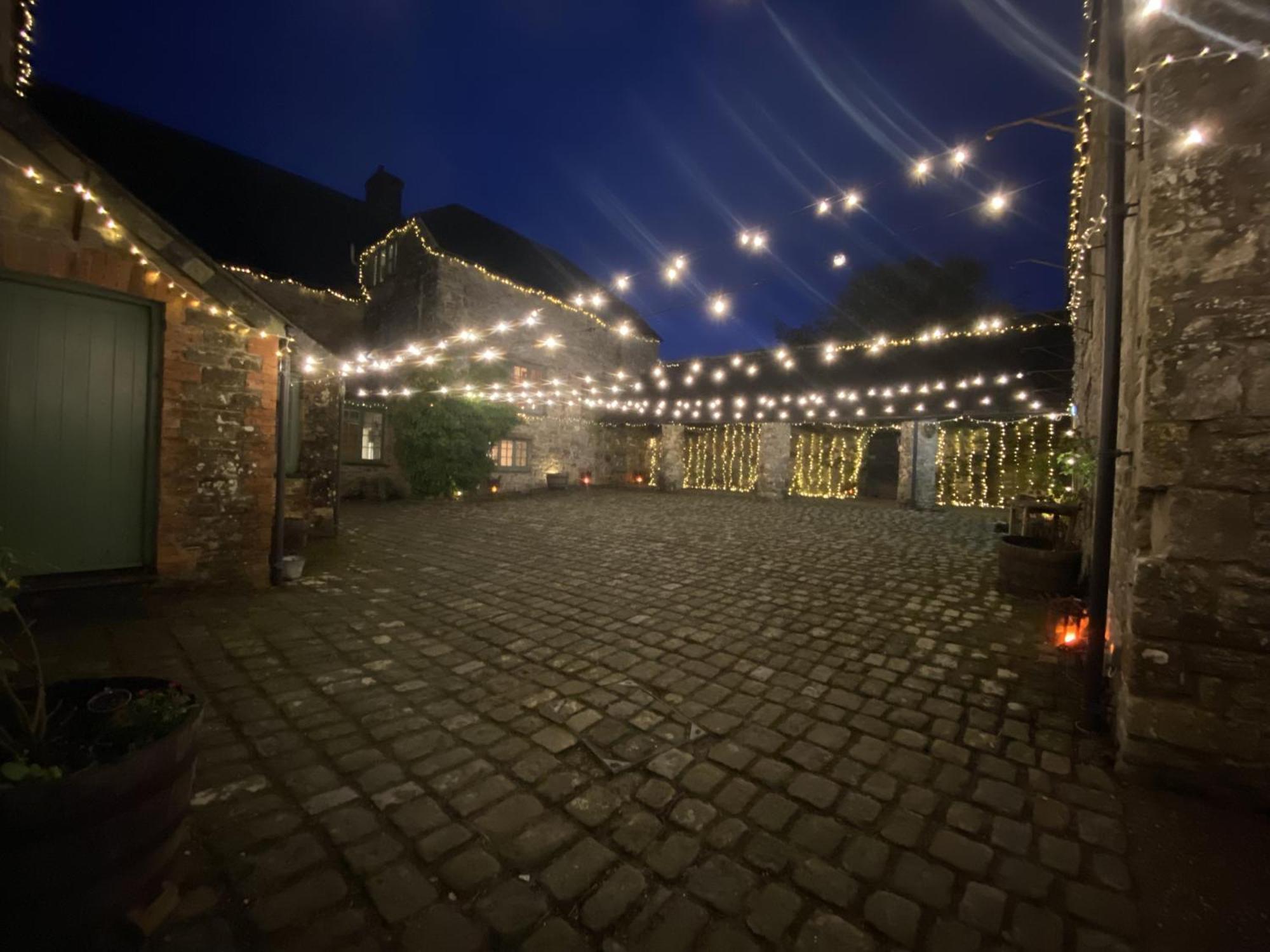 Wrafton Ash Barton - Big Party House, No Curfew!ヴィラ エクステリア 写真